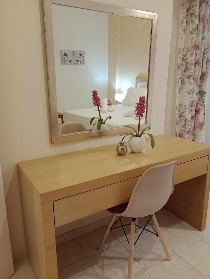 Cozy Kremasti Apartment Ngoại thất bức ảnh