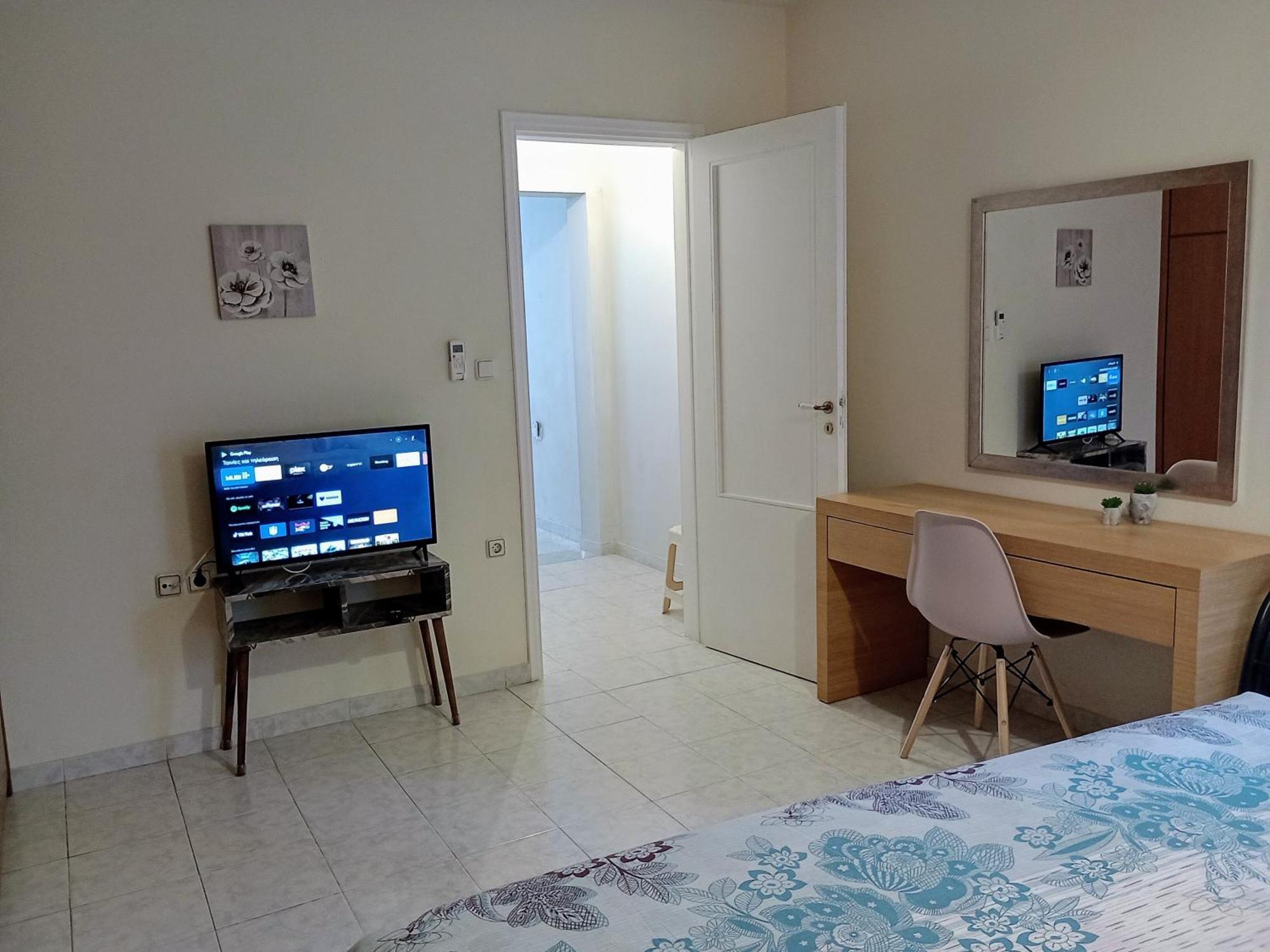 Cozy Kremasti Apartment Ngoại thất bức ảnh